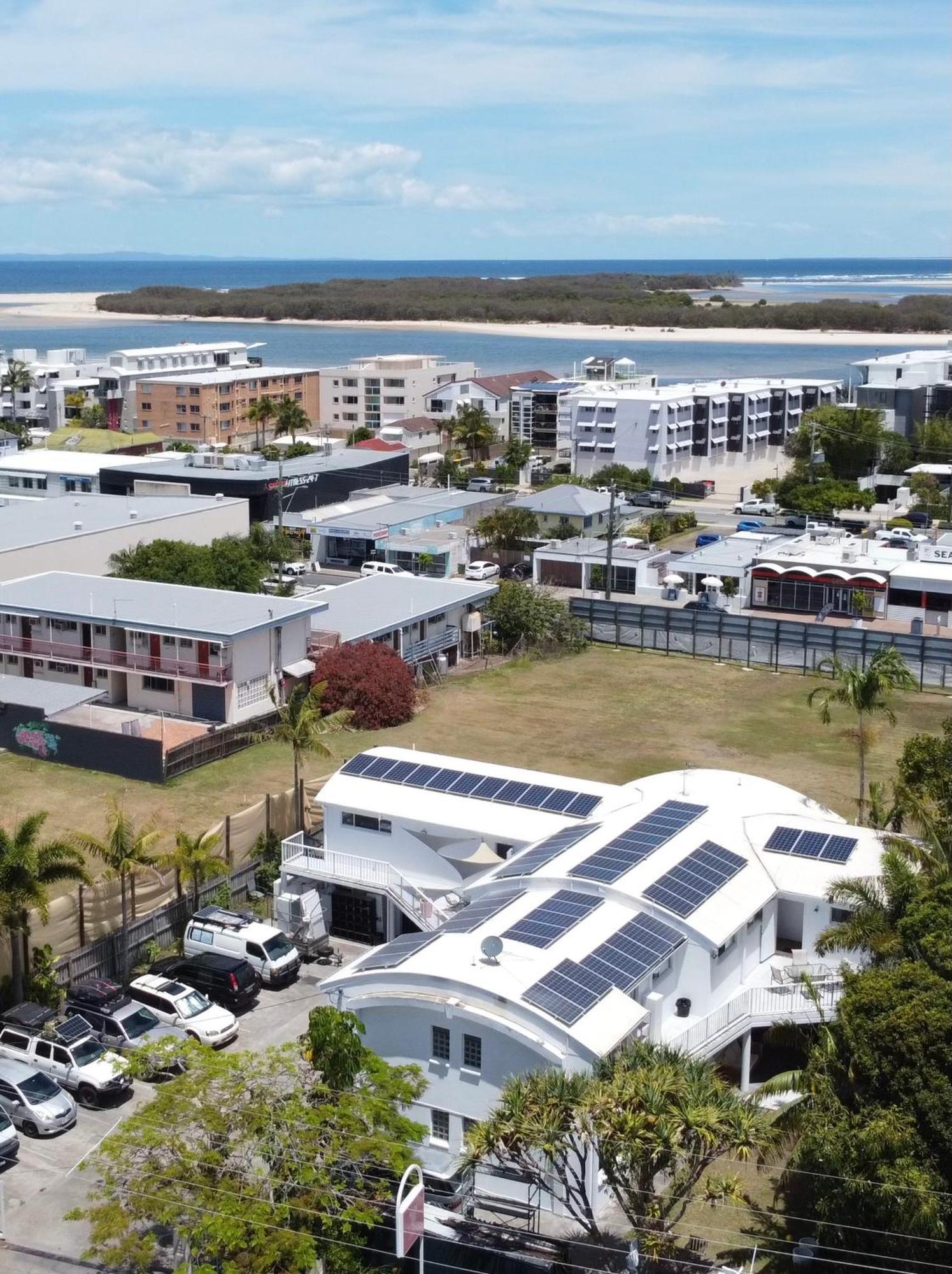 Hostel Cali Backpackers Caloundra Zewnętrze zdjęcie