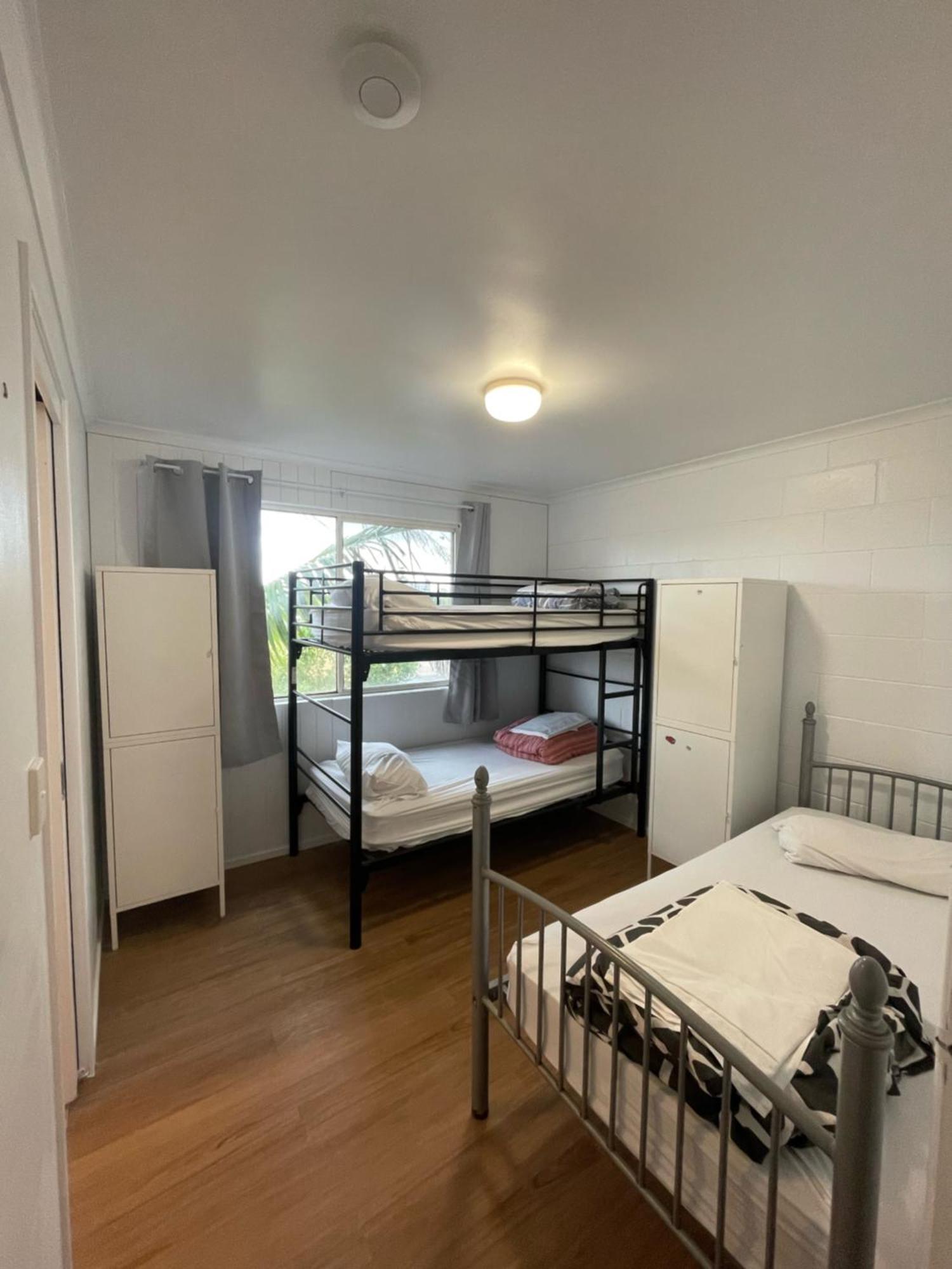 Hostel Cali Backpackers Caloundra Zewnętrze zdjęcie