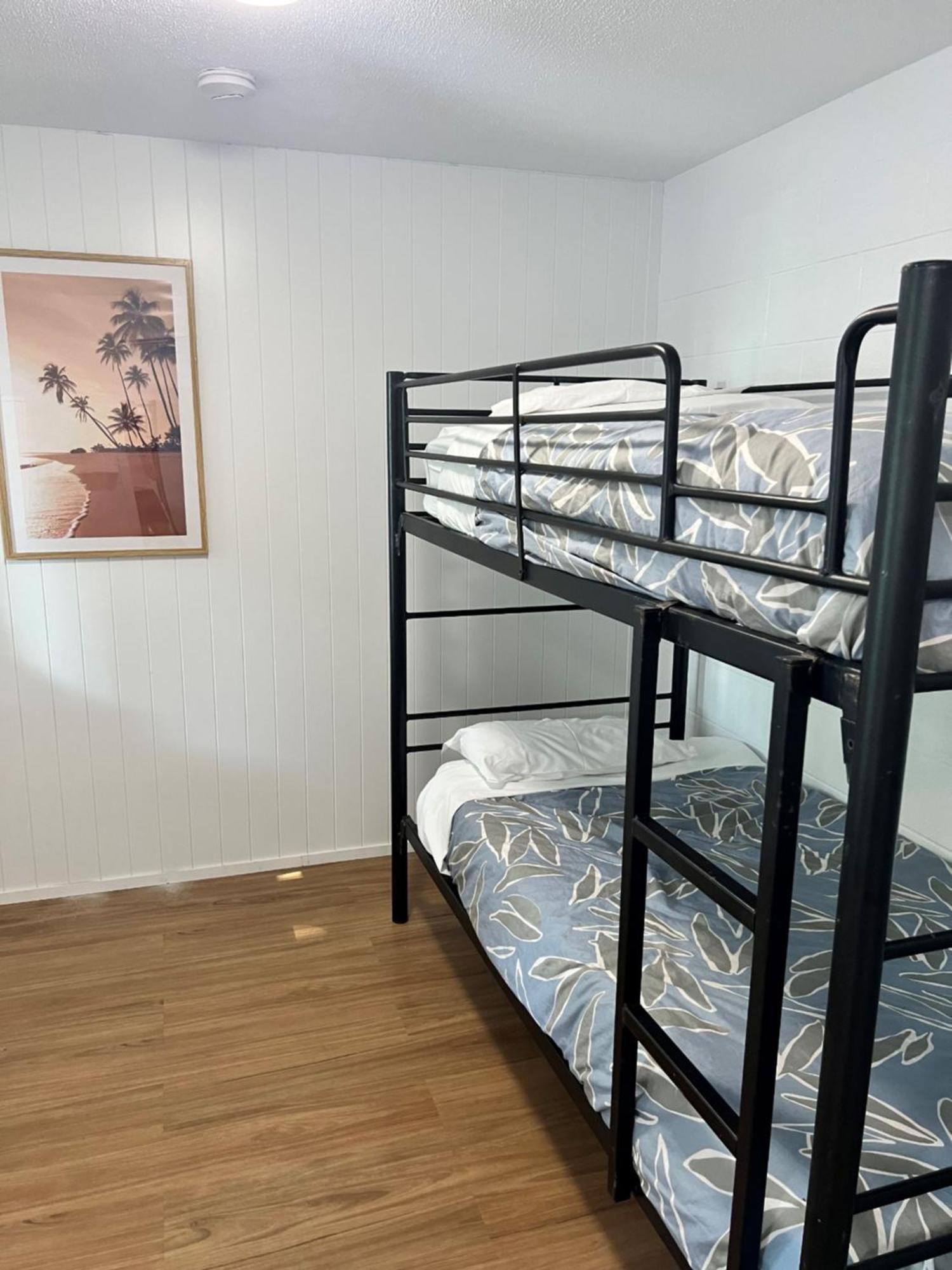 Hostel Cali Backpackers Caloundra Zewnętrze zdjęcie